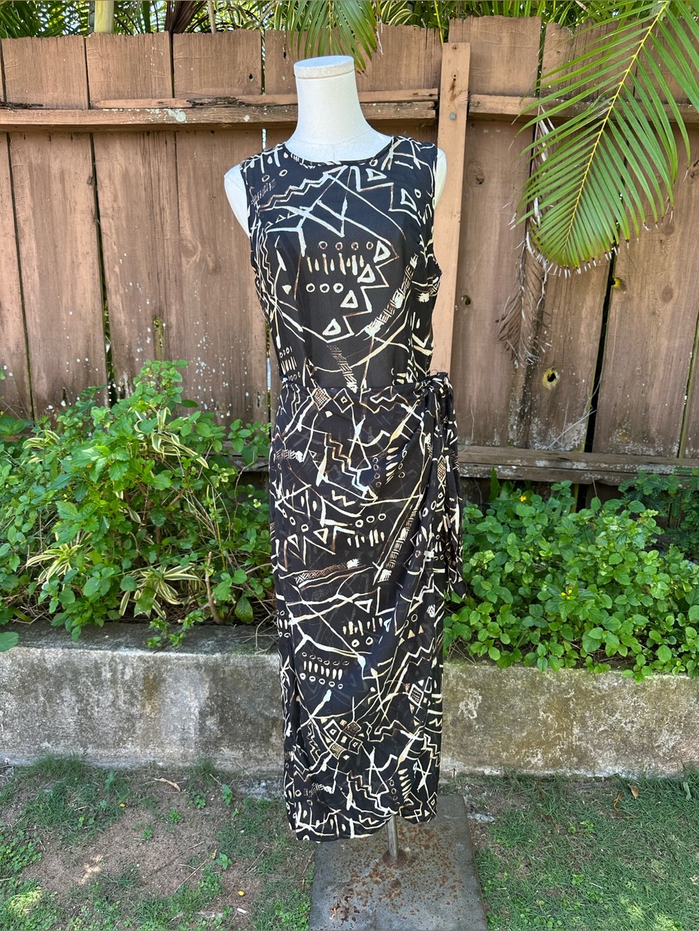 Vintage August Silk Wrap Maxi Dress Graphic Print Size 8